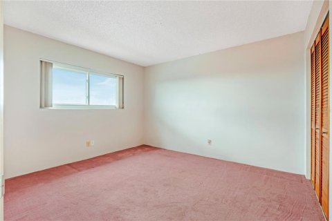 Condo in Daytona Beach, Florida, 2 bedrooms № 2235085 - photo 21