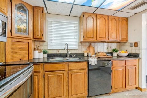 Condo in Daytona Beach, Florida, 2 bedrooms № 2235085 - photo 4