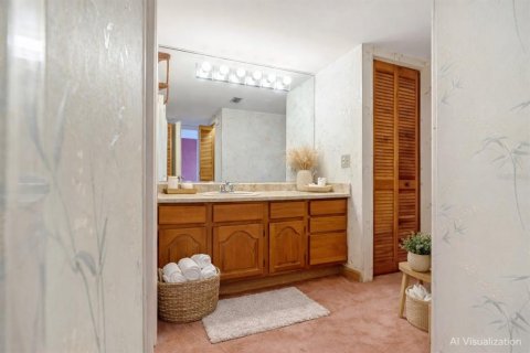 Condo in Daytona Beach, Florida, 2 bedrooms № 2235085 - photo 15