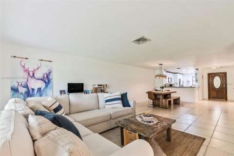 Condominio en venta en Doral, Florida, 2 dormitorios, 173.73 m2 № 1944970 - foto 13