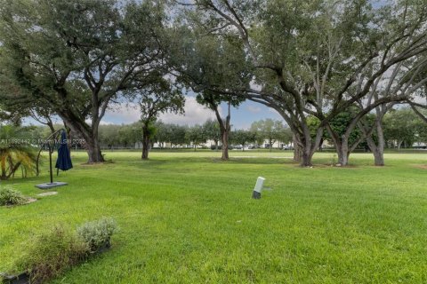 Condominio en venta en Doral, Florida, 2 dormitorios, 173.73 m2 № 1944970 - foto 26