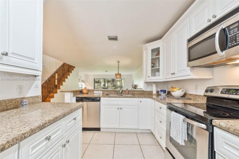 Condominio en venta en Doral, Florida, 2 dormitorios, 173.73 m2 № 1944970 - foto 9