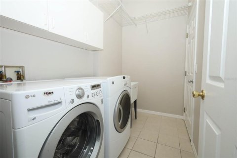 Villa ou maison à vendre à Oviedo, Floride: 4 chambres, 187.2 m2 № 2420588 - photo 25