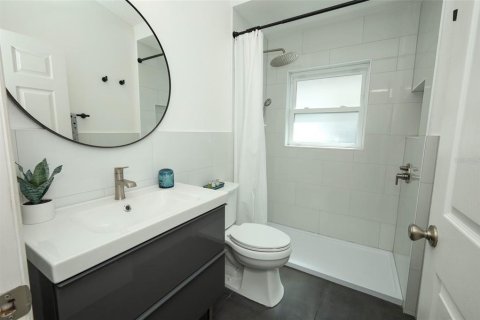 Villa ou maison à vendre à Oviedo, Floride: 4 chambres, 187.2 m2 № 2420588 - photo 22