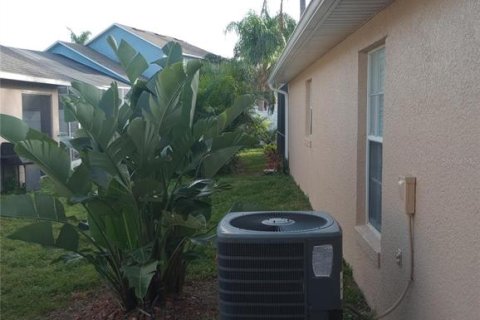 Casa en venta en Kissimmee, Florida, 4 dormitorios, 152.64 m2 № 1542198 - foto 20
