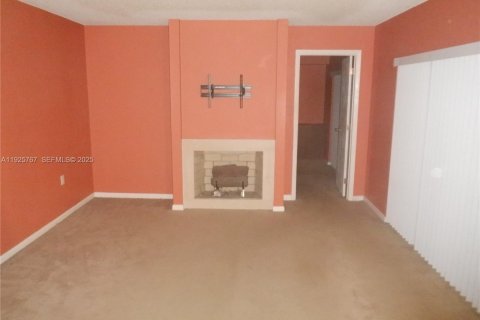 Touwnhouse à vendre à Palm Beach Gardens, Floride: 2 chambres, 148.27 m2 № 1989277 - photo 2