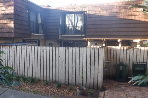 Touwnhouse à vendre à Palm Beach Gardens, Floride: 2 chambres, 148.27 m2 № 1989277 - photo 1