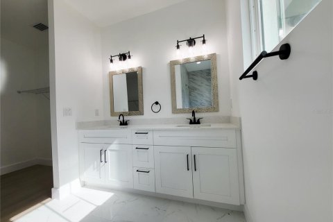 Casa en venta en Palm Bay, Florida, 3 dormitorios, 156.17 m2 № 2095442 - foto 13
