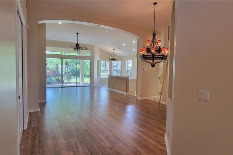 Villa ou maison à vendre à Bradenton, Floride: 2 chambres, 173.45 m2 № 2216617 - photo 2
