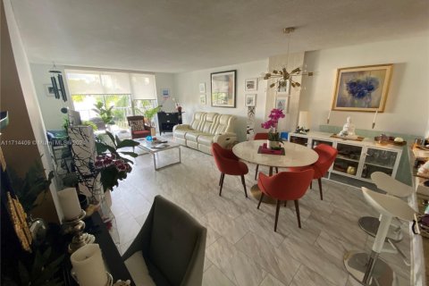 Copropriété à vendre à Aventura, Floride: 1 chambre, 99.03 m2 № 1985242 - photo 1