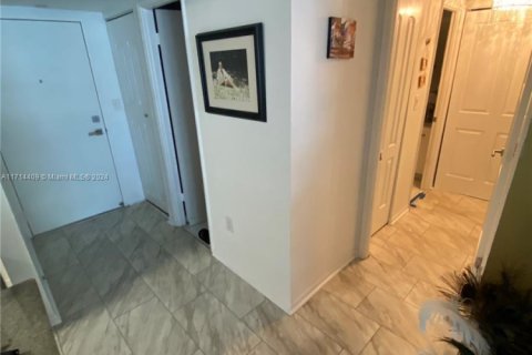 Copropriété à vendre à Aventura, Floride: 1 chambre, 99.03 m2 № 1985242 - photo 7