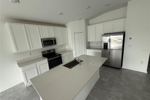 Casa en venta en Eagle Lake, Florida, 3 dormitorios, 183.3 m2 № 2296624 - foto 2
