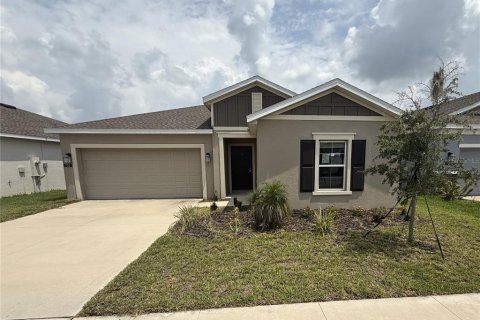 House in Eagle Lake, Florida 3 bedrooms, 183.3 sq.m. № 2296624
