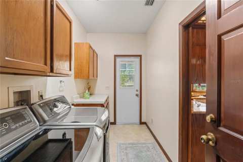 Casa en venta en Orlando, Florida, 4 dormitorios, 296.27 m2 № 1898652 - foto 19
