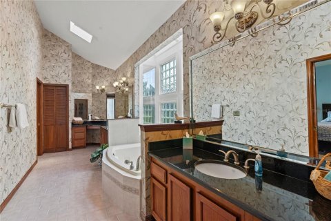 Casa en venta en Orlando, Florida, 4 dormitorios, 296.27 m2 № 1898652 - foto 23