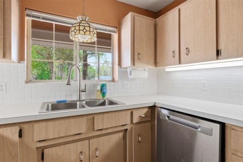 Villa ou maison à vendre à Floral City, Floride: 3 chambres, 182.83 m2 № 2389307 - photo 19