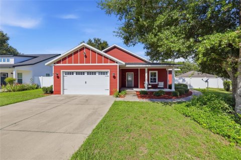 House in High Springs, Florida 3 bedrooms, 141.77 sq.m. № 2339797