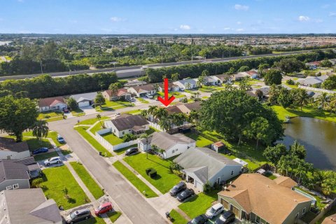 Villa ou maison à vendre à Lake Worth, Floride: 3 chambres, 121.7 m2 № 2433904 - photo 29