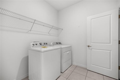 House in Ocala, Florida 3 bedrooms, 149.39 sq.m. № 1835552 - photo 18