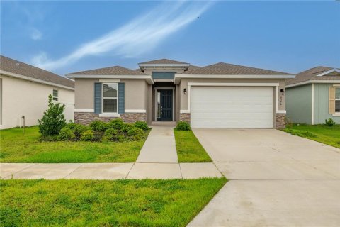House in Ocala, Florida 3 bedrooms, 149.39 sq.m. № 1835552 - photo 1