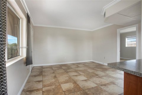 Copropriété à vendre à Miami, Floride: 2 chambres, 47.38 m2 № 2046223 - photo 4