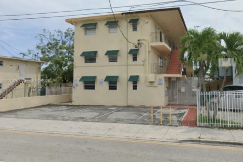 Copropriété à vendre à Miami, Floride: 2 chambres, 47.38 m2 № 2046223 - photo 13