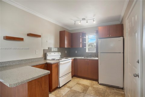 Condo à Miami, Floride, 2 chambres  № 2046223