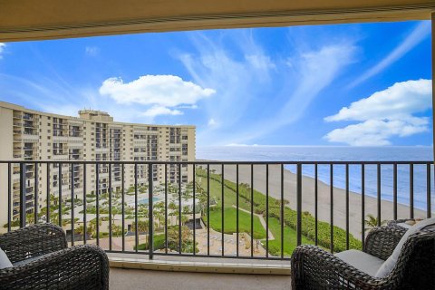Condo in Jupiter, Florida, 2 bedrooms № 2147175 - photo 26