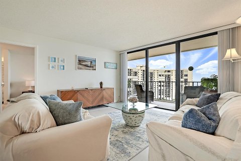 Condo in Jupiter, Florida, 2 bedrooms № 2147175 - photo 3