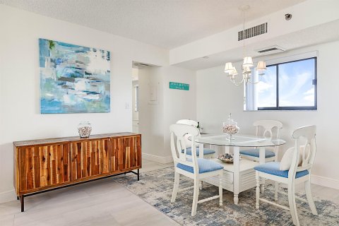 Condo in Jupiter, Florida, 2 bedrooms № 2147175 - photo 6