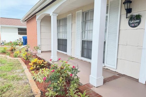Casa en venta en Holiday, Florida, 3 dormitorios, 141.12 m2 № 1835812 - foto 3