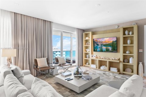 Condo in Miami Beach, Florida, 3 bedrooms № 2081349