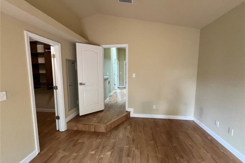 Townhouse in Dunedin, Florida 3 bedrooms, 217.39 sq.m. № 2284022 - photo 26