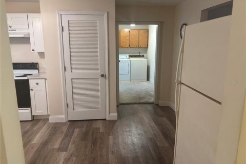 House in Jacksonville, Florida 2 bedrooms, 122.26 sq.m. № 2195794 - photo 7