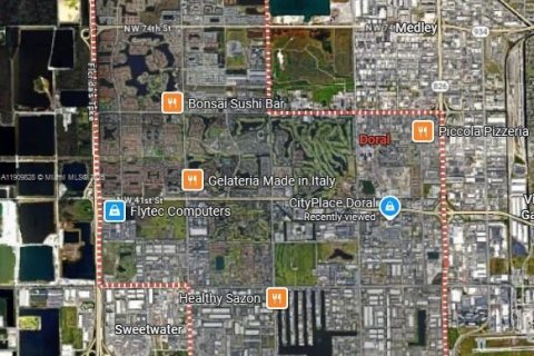 Commercial property in Doral, Florida № 1965222 - photo 1