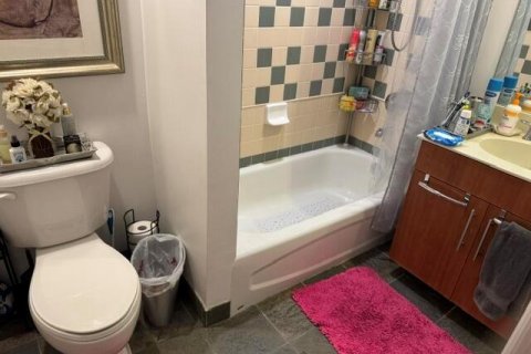 Copropriété à vendre à Fort Lauderdale, Floride: 2 chambres, 122.72 m2 № 2077953 - photo 22