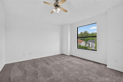 Villa ou maison à vendre à Orlando, Floride: 4 chambres, 224.64 m2 № 2156016 - photo 30