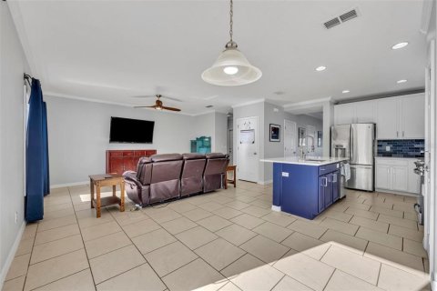 Casa en venta en Clermont, Florida, 5 dormitorios, 264.68 m2 № 1584429 - foto 18