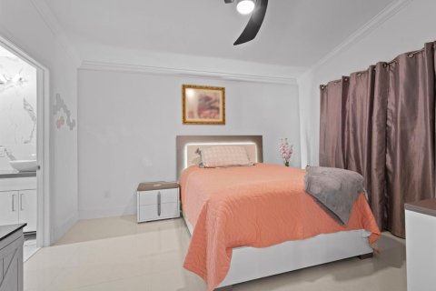 Villa ou maison à vendre à Pembroke Pines, Floride: 3 chambres, 134.99 m2 № 2084310 - photo 10