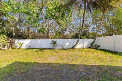 Villa ou maison à vendre à Pembroke Pines, Floride: 3 chambres, 134.99 m2 № 2084310 - photo 16
