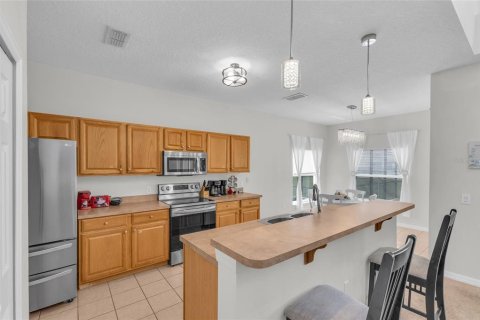 Villa ou maison à vendre à Davenport, Floride: 5 chambres, 227.7 m2 № 2109964 - photo 10