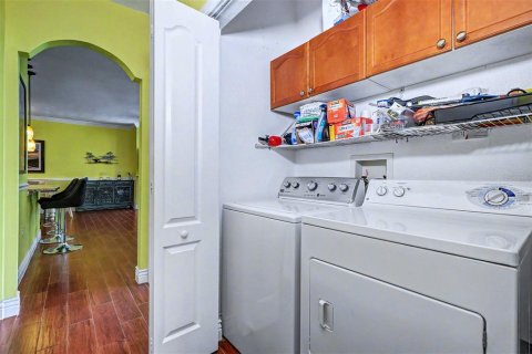 Condo in Clearwater, Florida, 2 bedrooms № 2197415 - photo 24