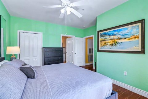 Condo in Clearwater, Florida, 2 bedrooms № 2197415 - photo 17