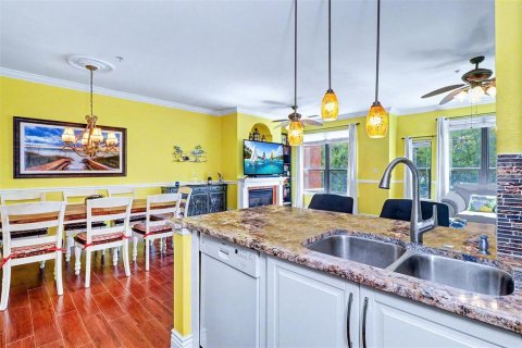 Condo in Clearwater, Florida, 2 bedrooms № 2197415 - photo 9