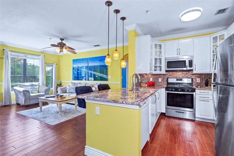 Condo in Clearwater, Florida, 2 bedrooms № 2197415 - photo 6