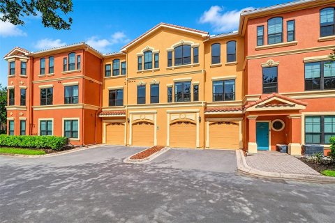 Condo in Clearwater, Florida, 2 bedrooms № 2197415 - photo 2
