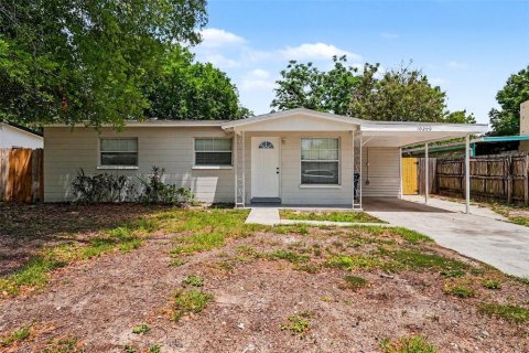 Villa ou maison à Tampa, Floride 3 chambres, 86.96 m2 № 2093640