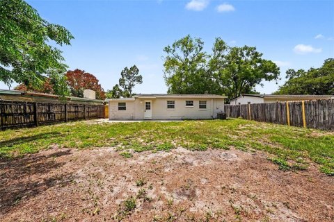 Casa en venta en Tampa, Florida, 3 dormitorios, 86.96 m2 № 2093640 - foto 18