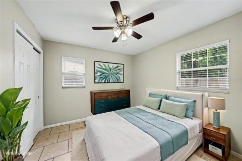 Casa en venta en Tampa, Florida, 3 dormitorios, 86.96 m2 № 2093640 - foto 11