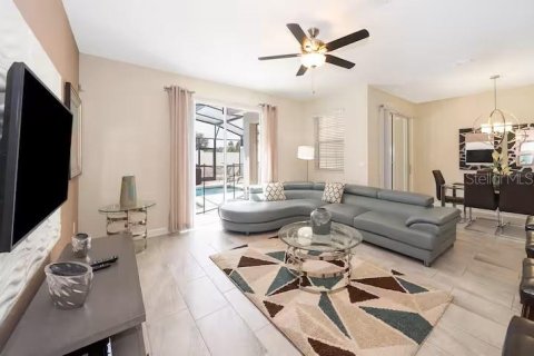 Touwnhouse à vendre à Kissimmee, Floride: 4 chambres, 177.81 m2 № 2099551 - photo 7